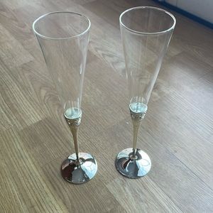 Vera Wang Champagne With Love Flutes